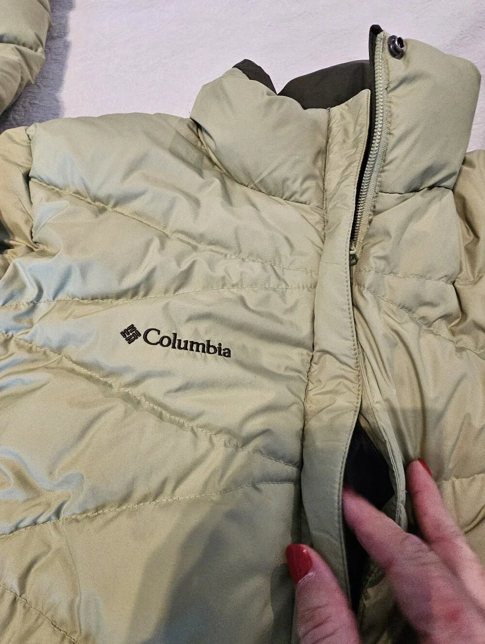 Columbia Women's Reversible Down Puffer Jacket Sage Green & Dark Brown Small Euc